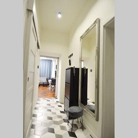 Brandly New Apartment Andel Praga Esterno foto