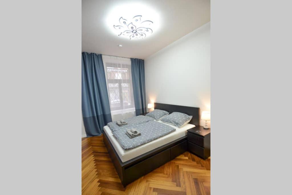 Brandly New Apartment Andel Praga Esterno foto