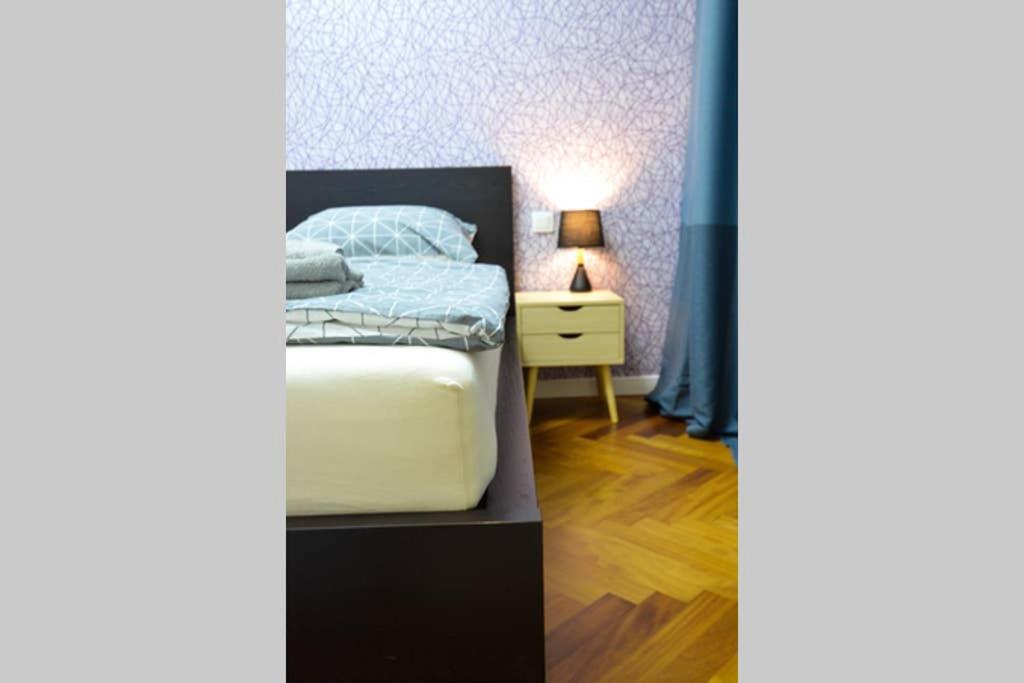 Brandly New Apartment Andel Praga Esterno foto