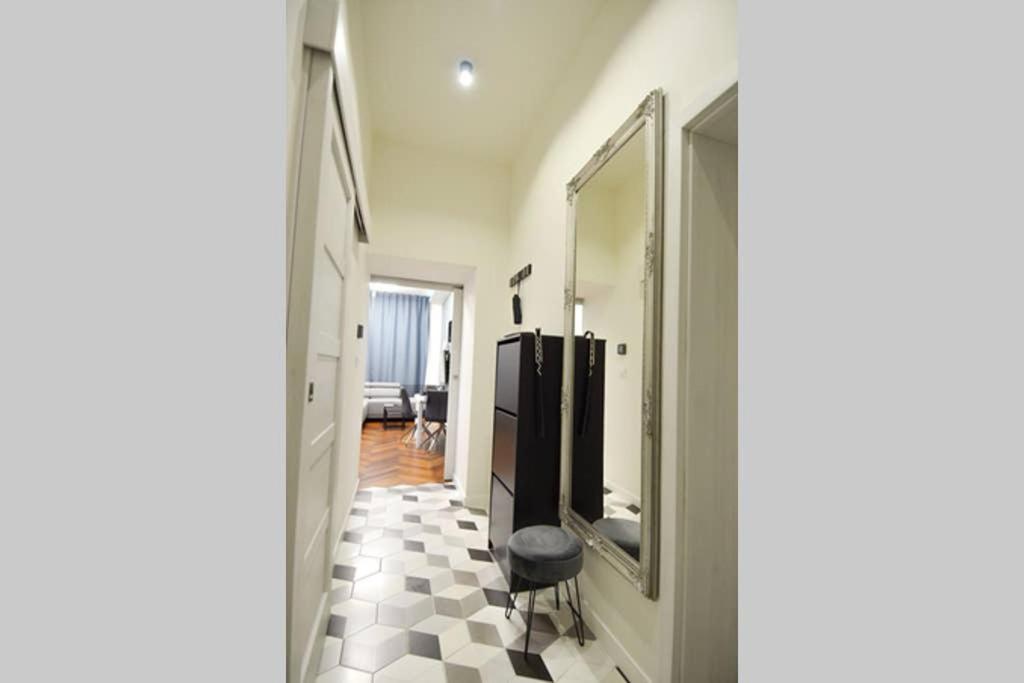 Brandly New Apartment Andel Praga Esterno foto